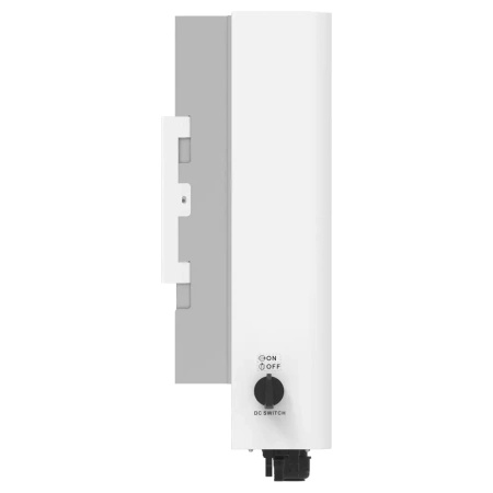 Deye SUN-7K-G06P3-EU-BM2-P1 | three-phase grid inverter | 7 kW